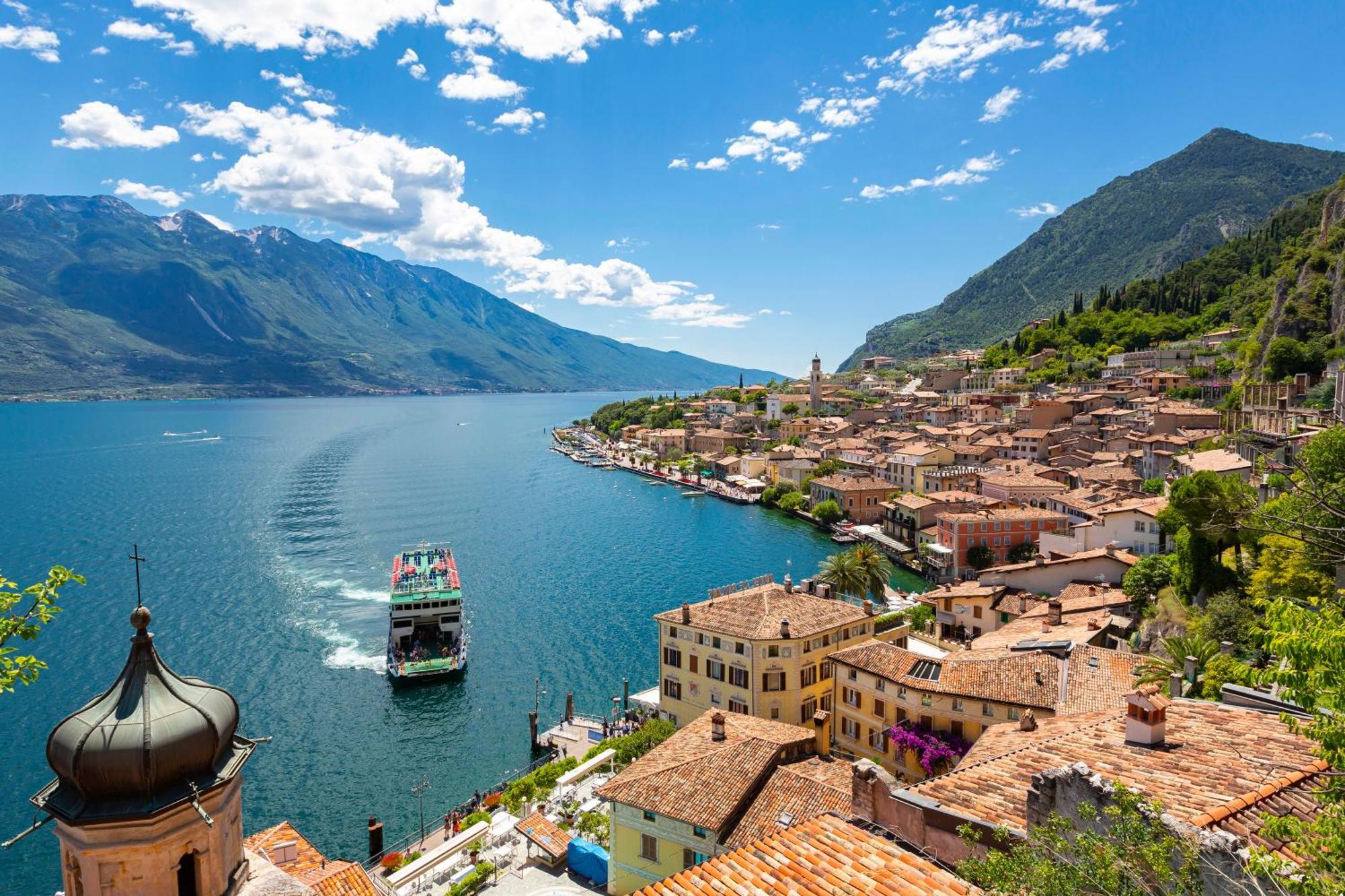 Lake View Dom-Us Apartment - Happy Rentals Riva del Garda Dış mekan fotoğraf